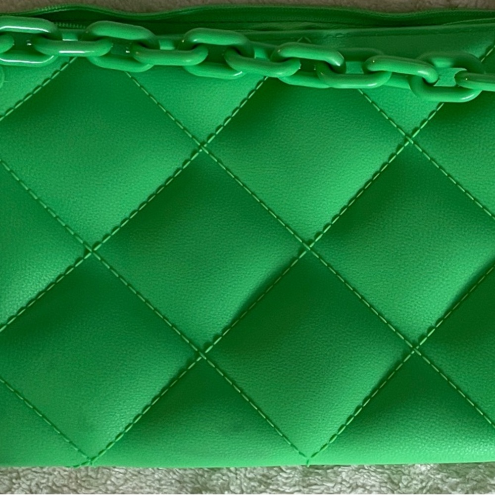 💚 PETITE JOLIE💚 Green Quilted Shoulder BAC - Picture 10 of 10